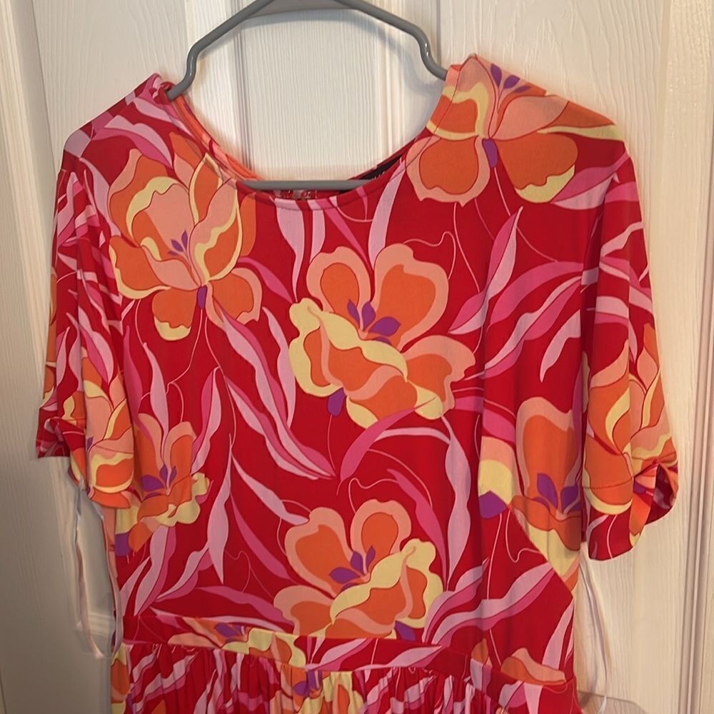 Maggy London Matte Jersey Short sleeve midi Dress 14 NWOT - Picture 2 of 9